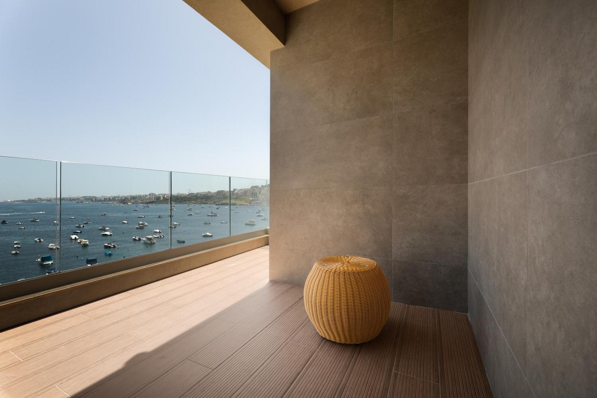Damare Resort & Spa St. Paul's Bay Exterior photo